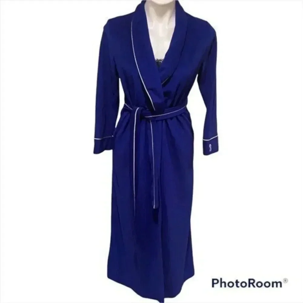 Bill Blass Regal Women’s Robe 1970’s .Vintage